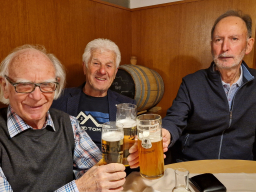 20250409_Nachprobe_Wirtshaus_am_See_Ferdi_85_Rudi_75